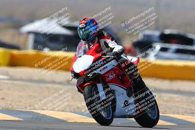 media/Mar-28-2022-Superbike Trackdays (Mon) [[b8603d0f67]]/Novice Group (1130am-12pm)/Turn 2/